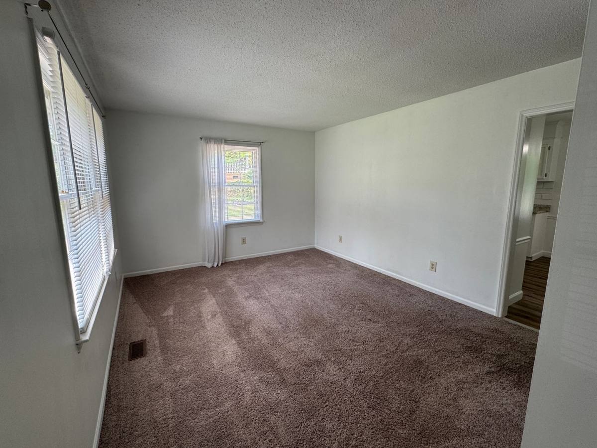 House for rent at 315 Pine Rd, Mount Holly, NC 28120