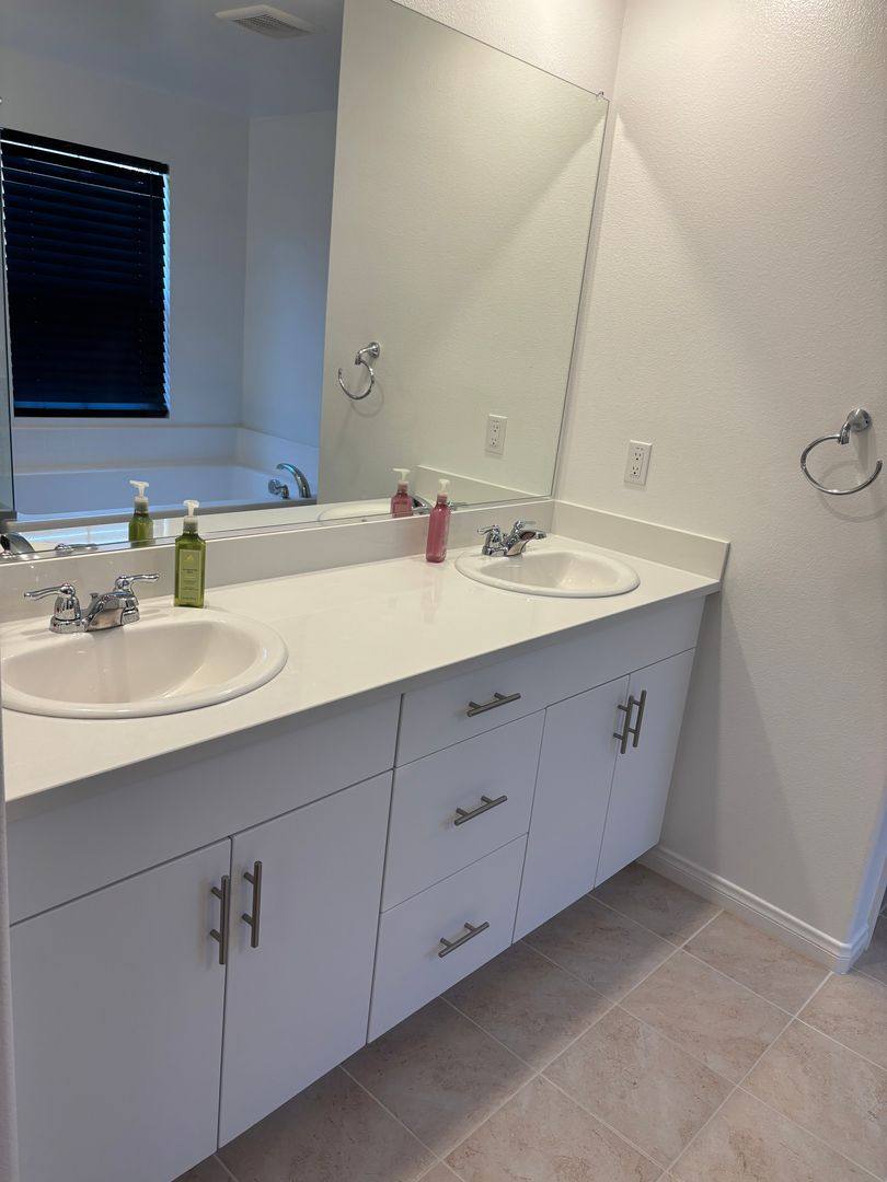 House for rent at 1375 Yeager Ave, Rialto, CA 92376
