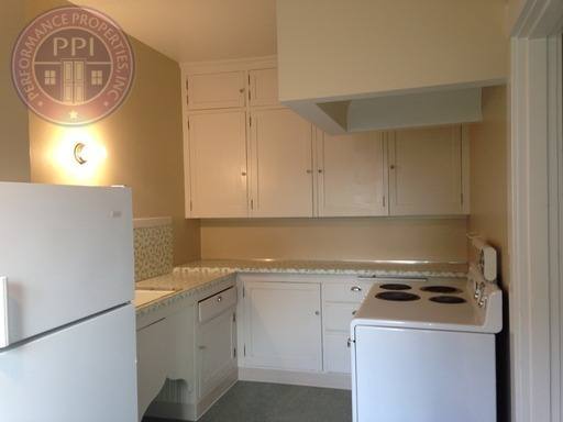 Apartment for rent at 5712 - 5722 SE Belmont St, Portland, OR 97215