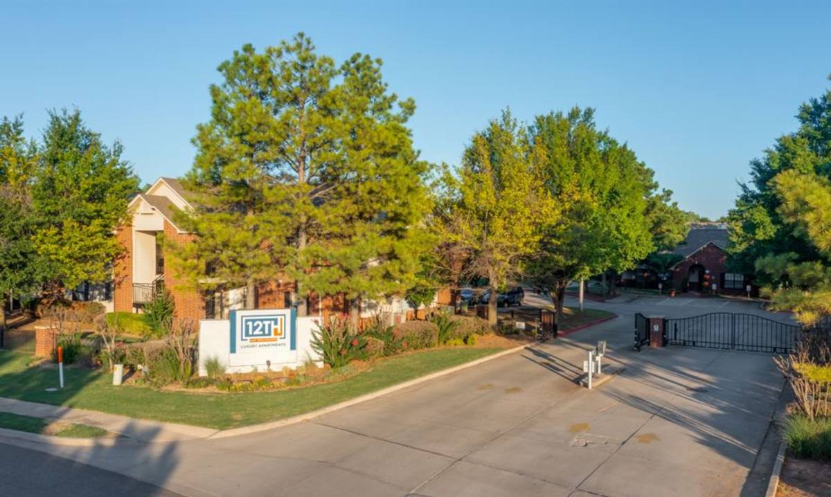 Apartment for rent at 1900 Renaissance Dr, Norman, OK 73071