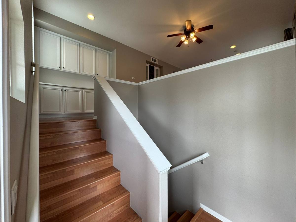 Condo for rent at 5096 Plaza Promenade, San Diego, CA 92123