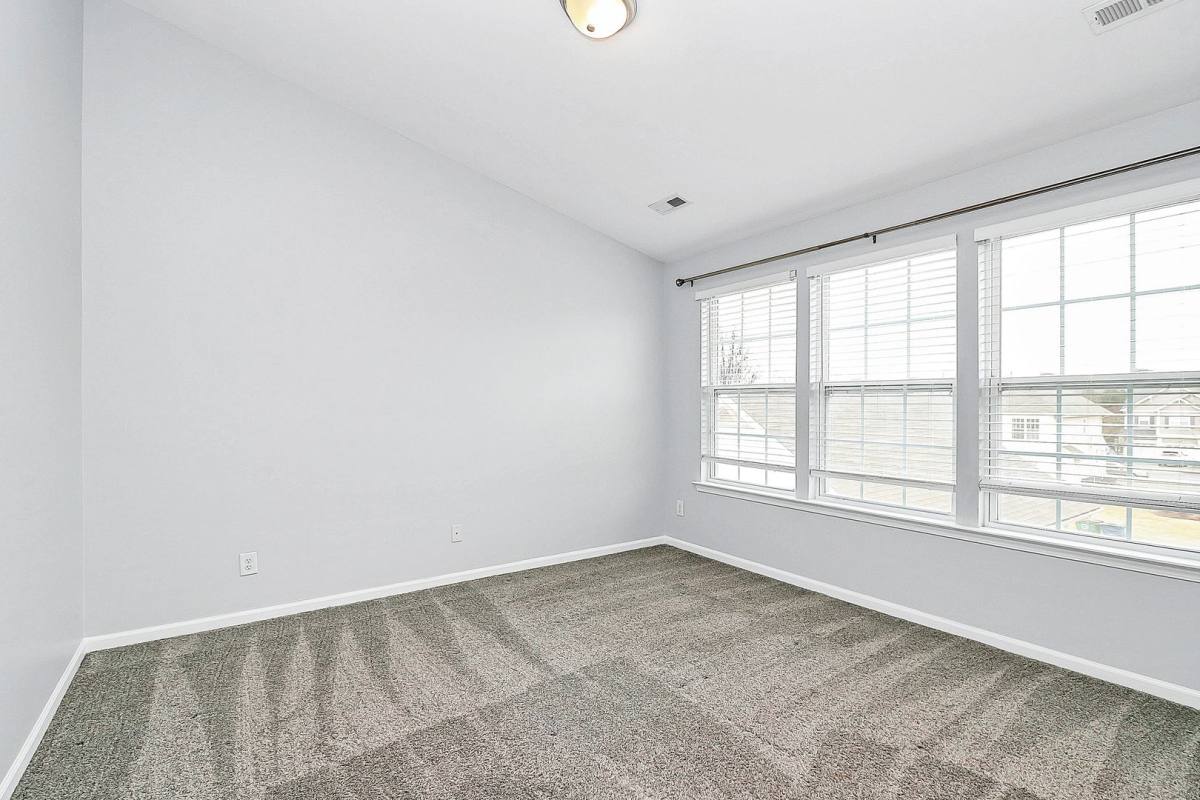 Townhouse for rent at 1032 Tabard Lane, Matthews, NC 28104