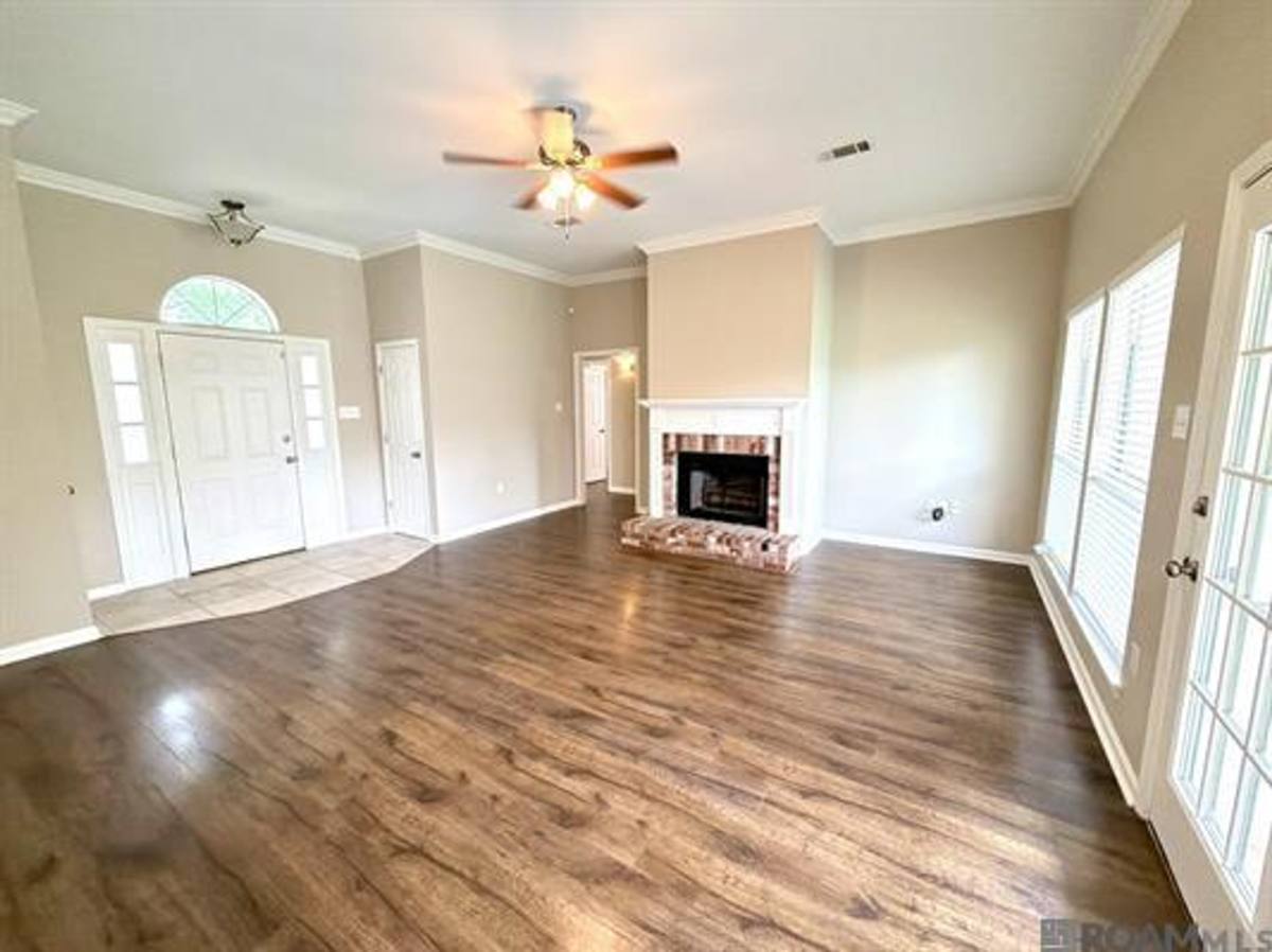 House for rent at 4126 Stumberg Lane, Baton Rouge, LA 70816