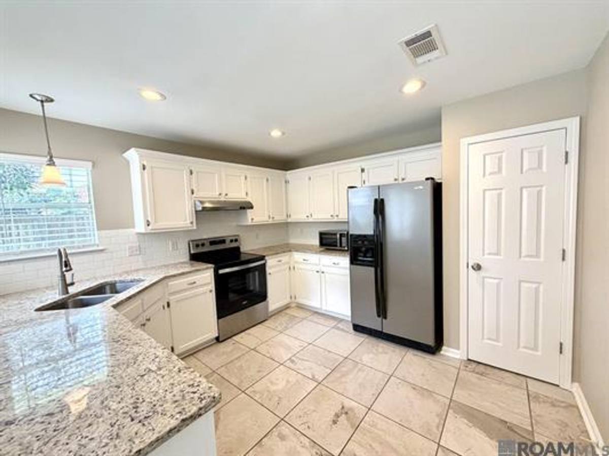 House for rent at 4126 Stumberg Lane, Baton Rouge, LA 70816