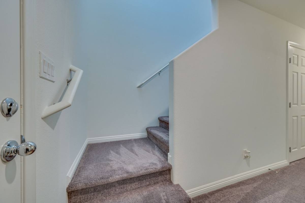 Townhouse for rent at 5202 Dubris Dr, Las Vegas, NV 89115