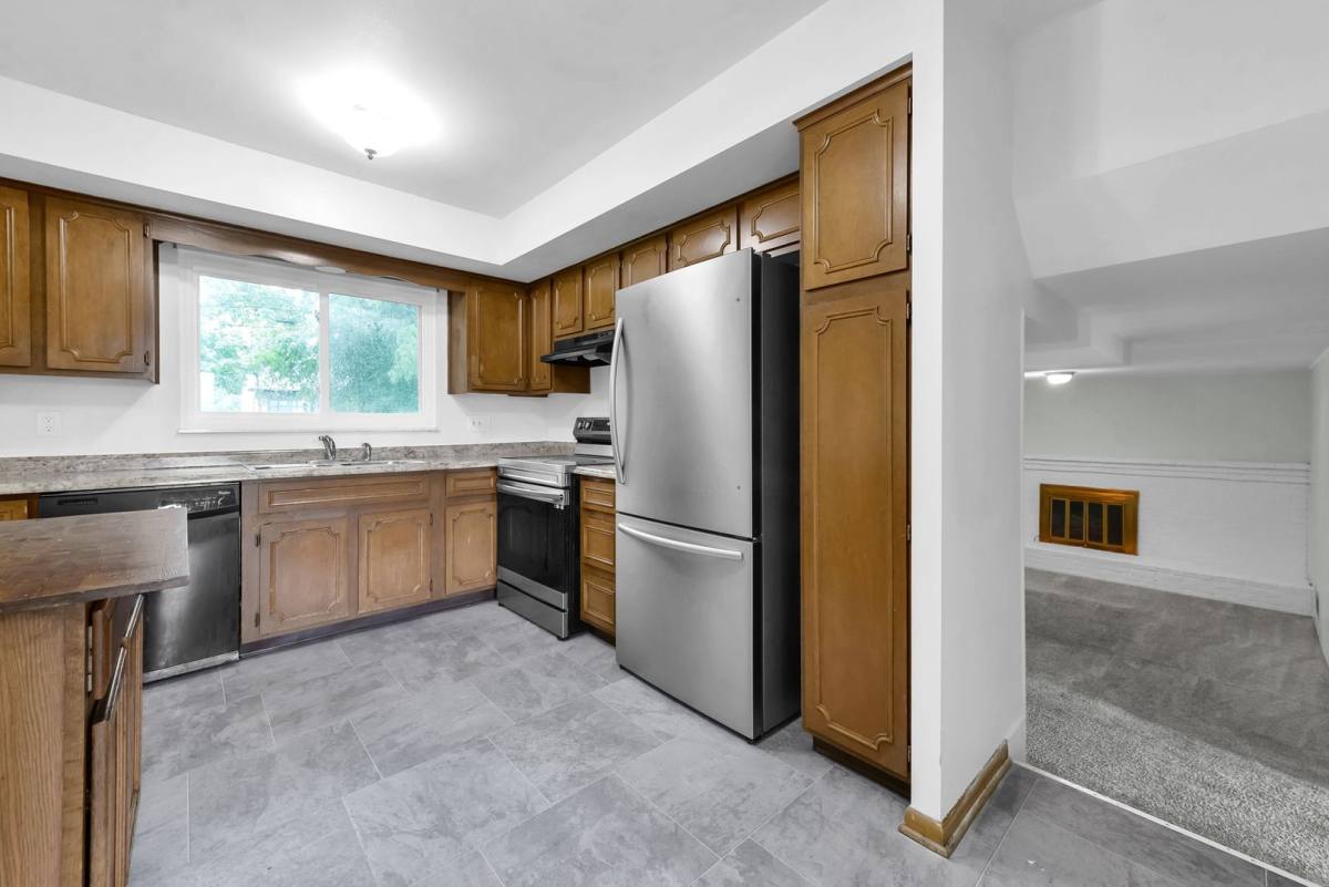House for rent at 2032 Northcliff Dr, Columbus, OH 43229
