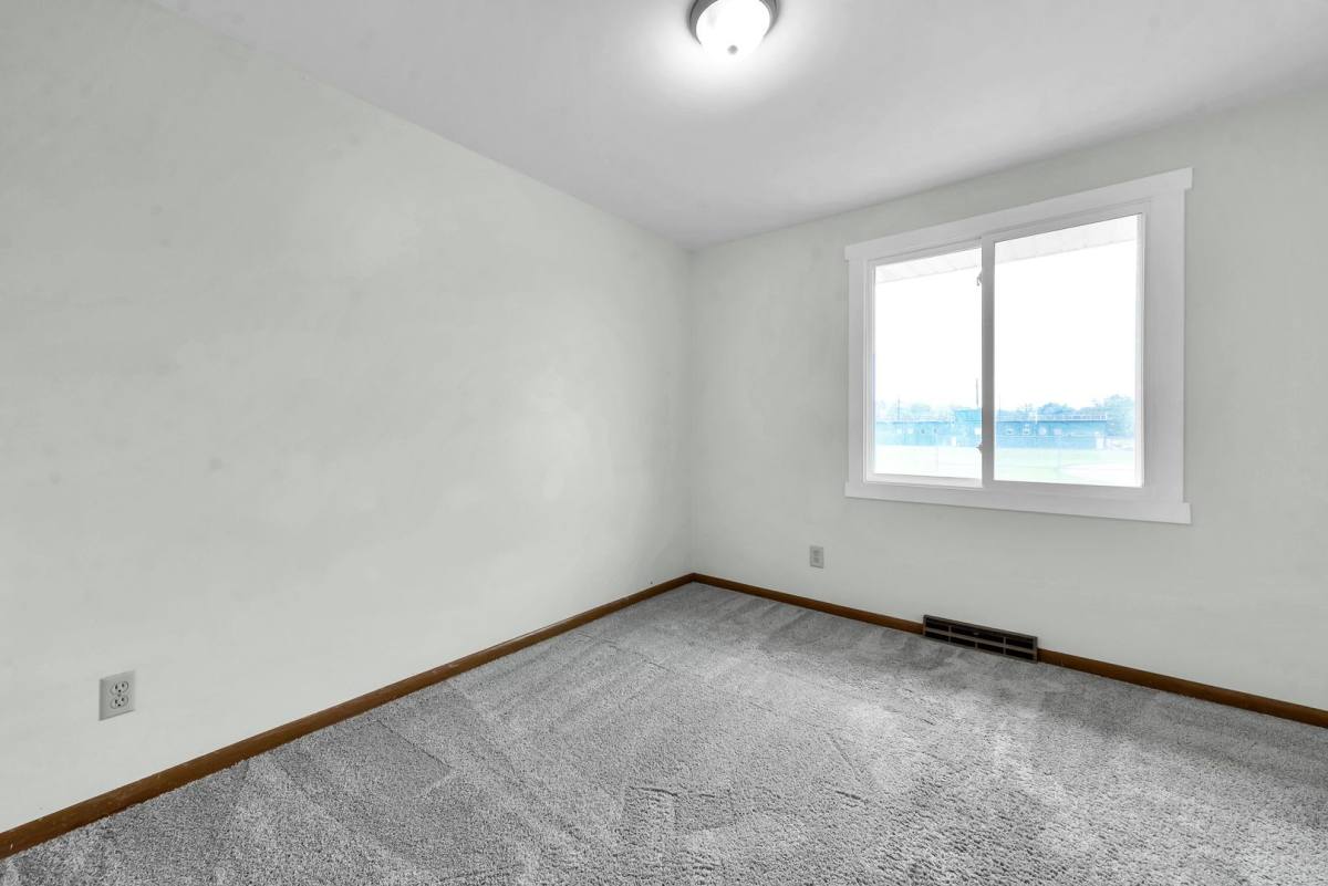 House for rent at 2032 Northcliff Dr, Columbus, OH 43229