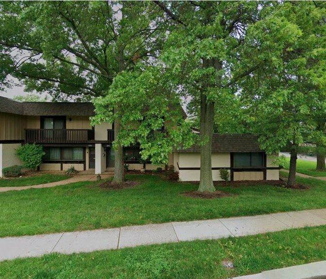 Townhouse for rent at 1373 Heritage Landing, Saint Charles, MO 63303