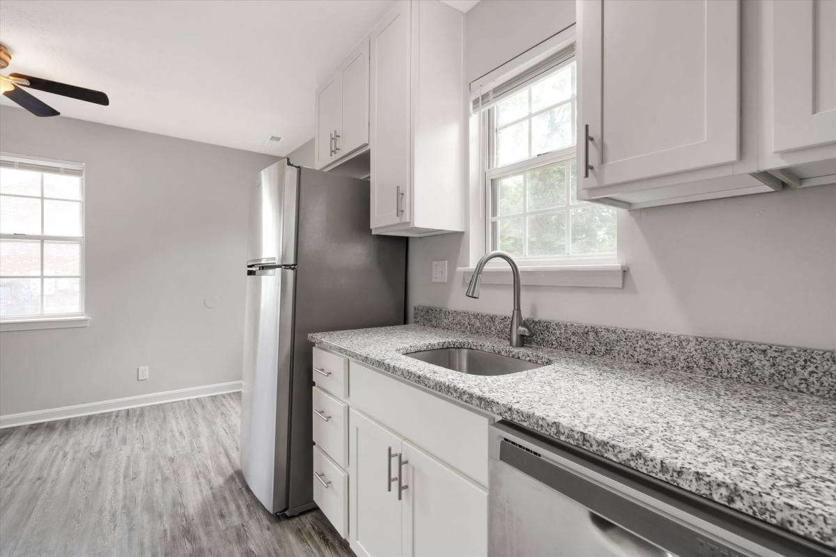 Townhouse for rent at 12050 Morningside Dr, Louisville, KY 40229
