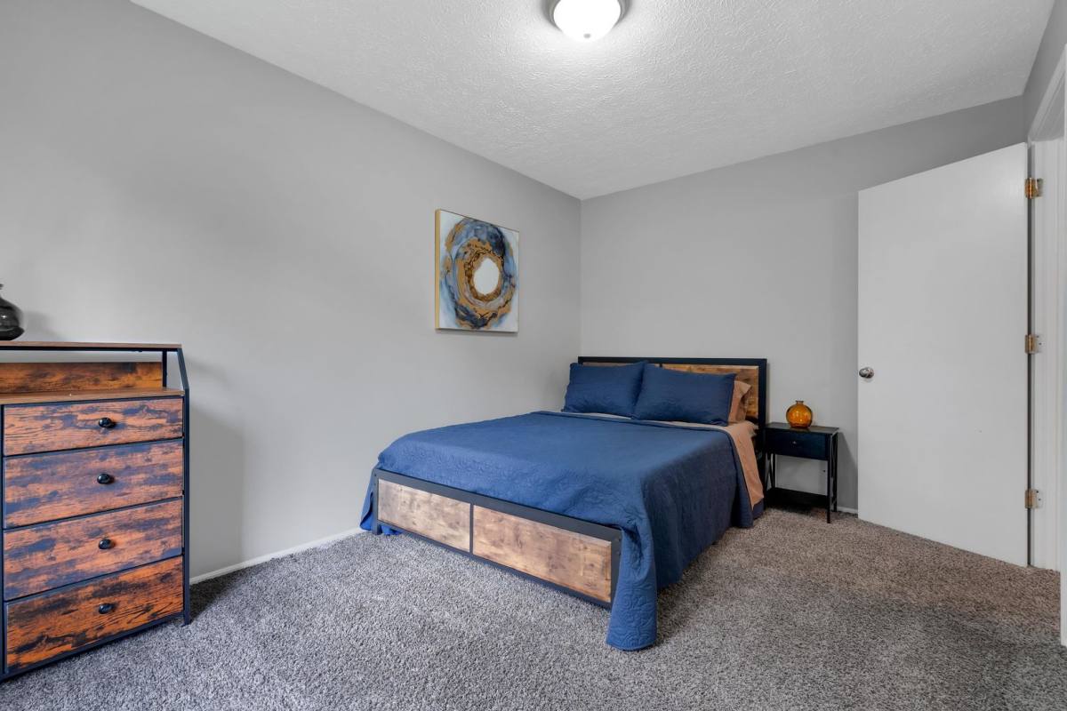 Townhouse for rent at 12002 Morningside, Louisville, KY 40229