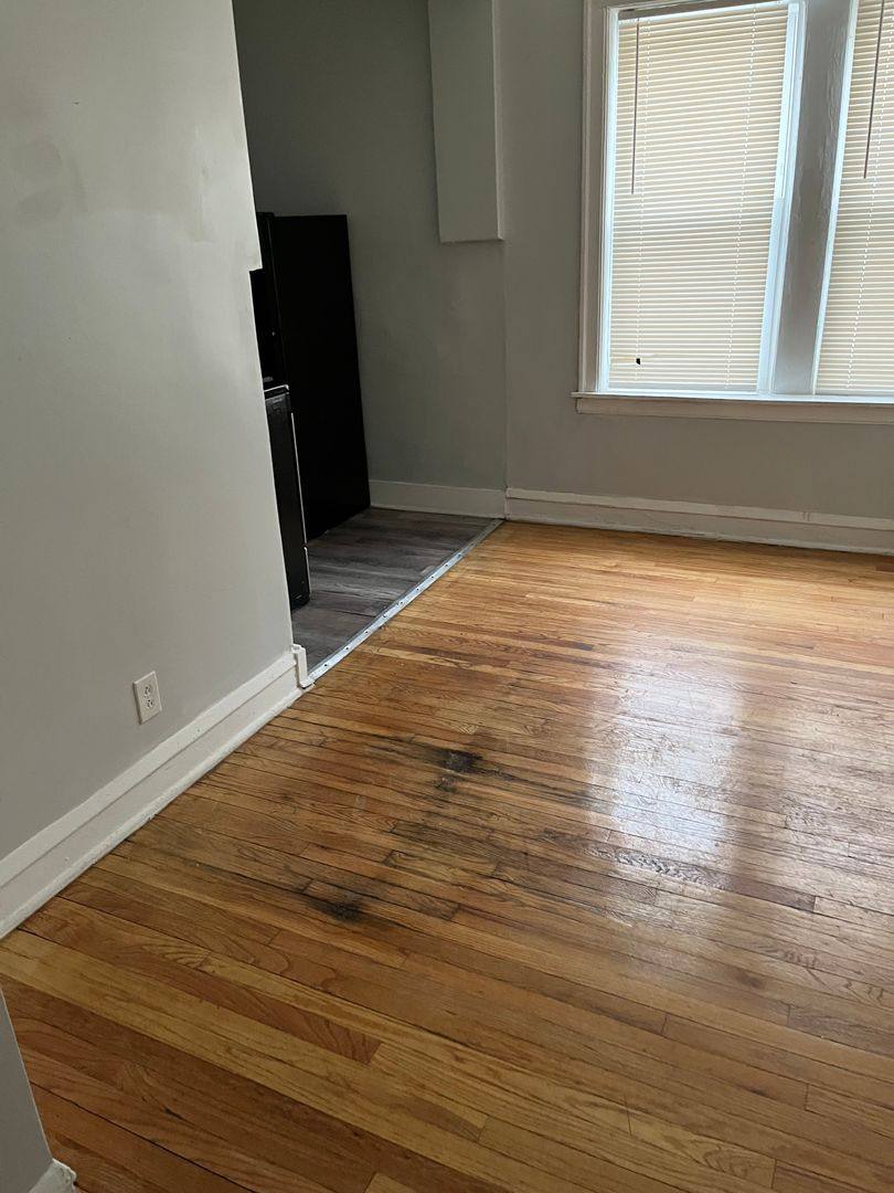 Apartment for rent at 7801-05 S Indiana Ave, Chicago, IL 60619