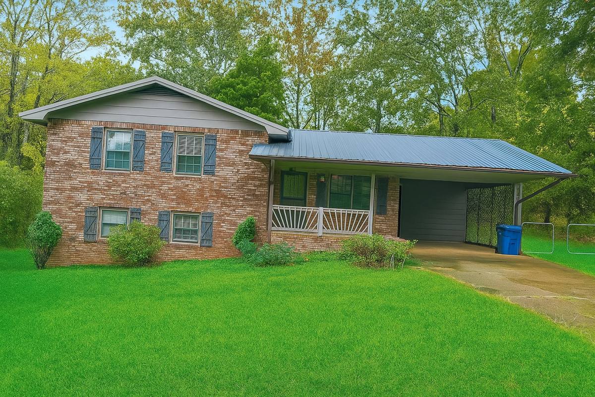 House for rent at 926 Carson Lane, Jacksonville, AL 36265