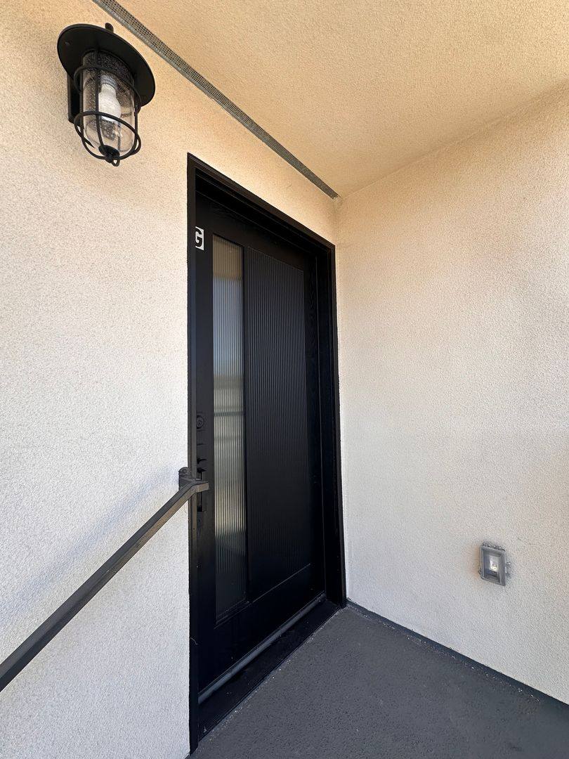 Apartment for rent at 11512 Oxford Ave, Hawthorne, CA 90250