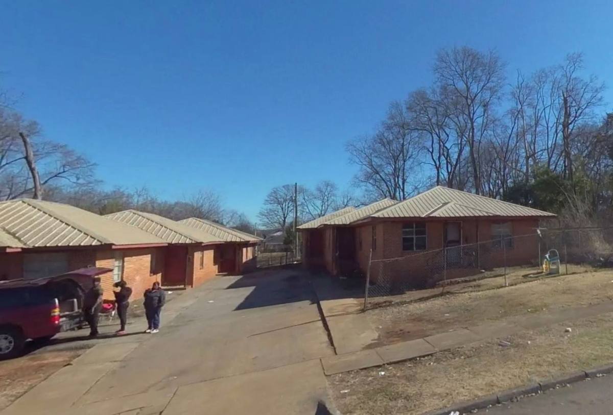 Apartment for rent at 821-825 47th St N, Birmingham, AL 35212