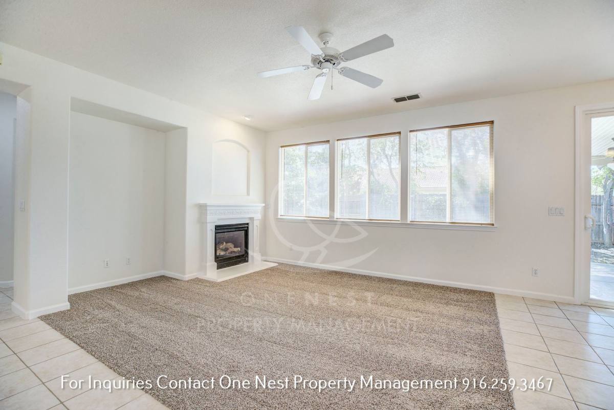 House for rent at 5698 Oakwood Dr, Marysville, CA 95901