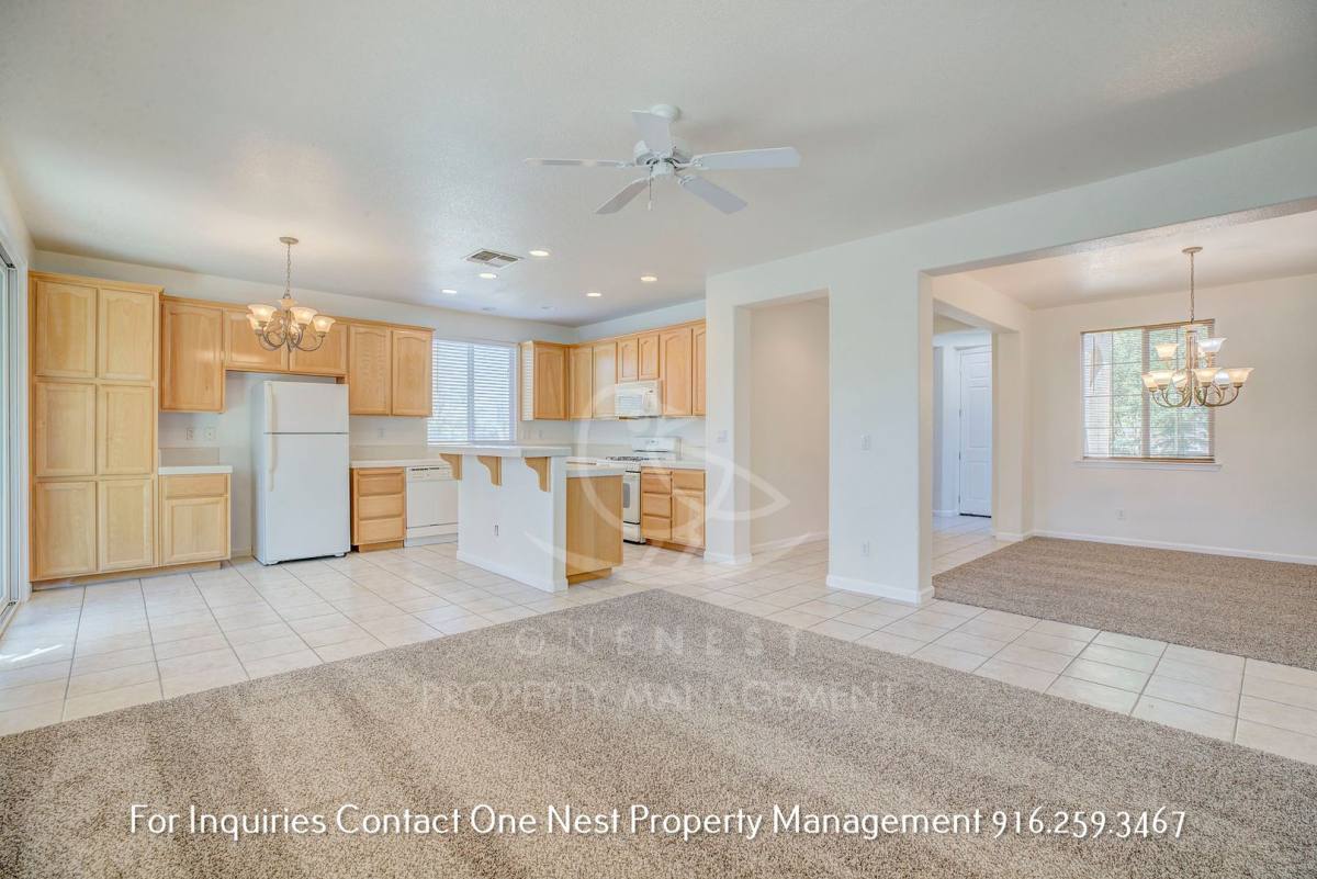 House for rent at 5698 Oakwood Dr, Marysville, CA 95901