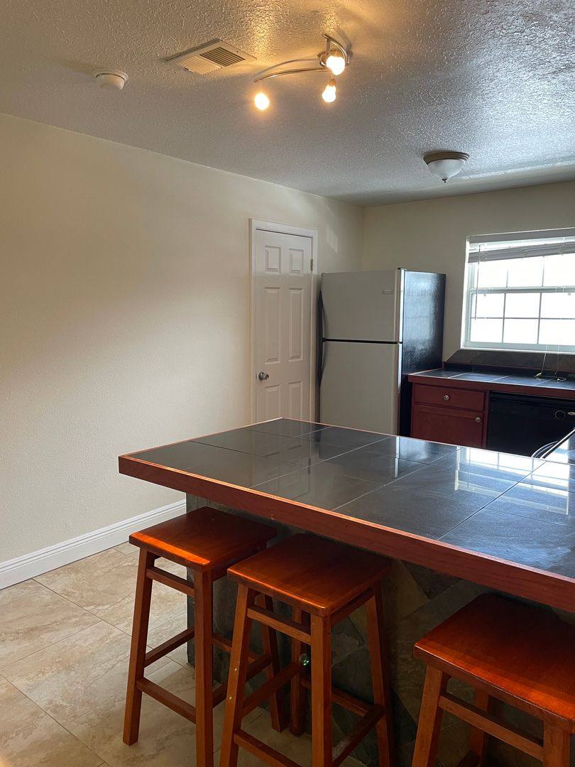 Condo for rent at 525 S Conway Rd, Orlando, FL 32807