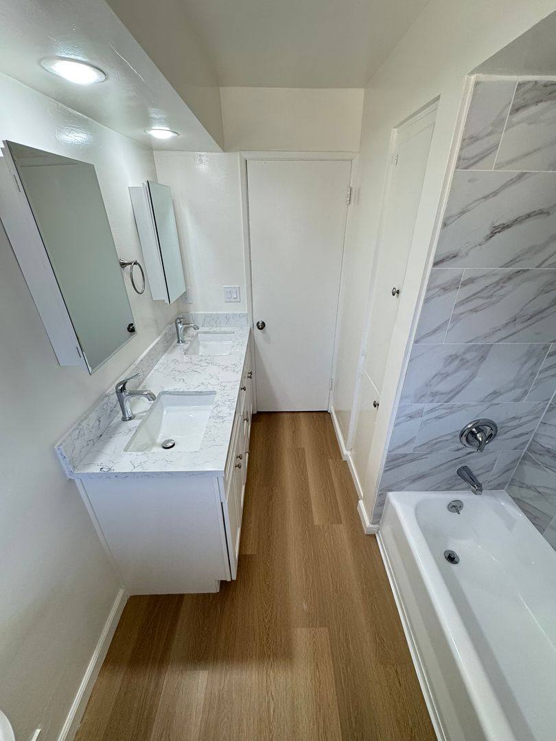 Apartment for rent at 417-421 S Baldwin Ave, Arcadia, CA 91007