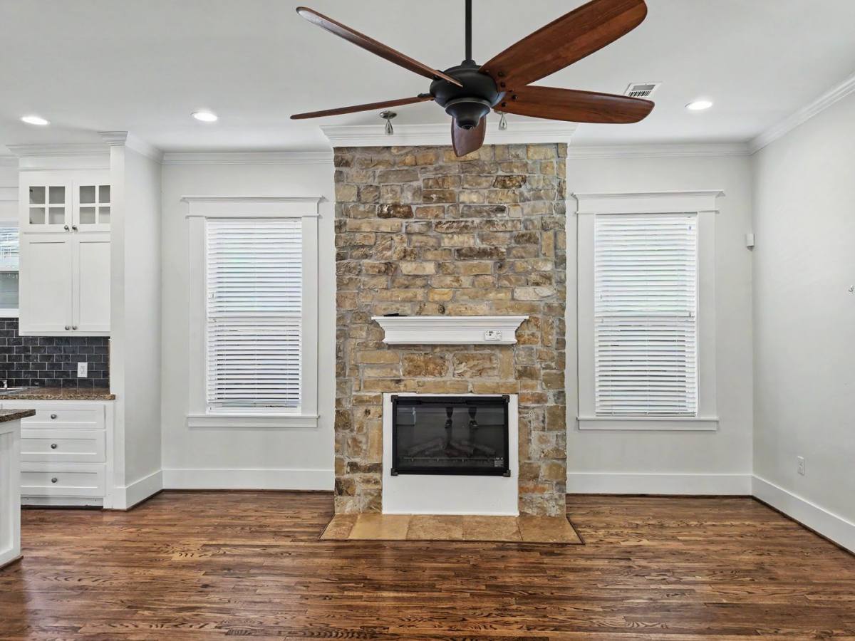 Apartment for rent at 603 Archer St, Houston, TX 77009