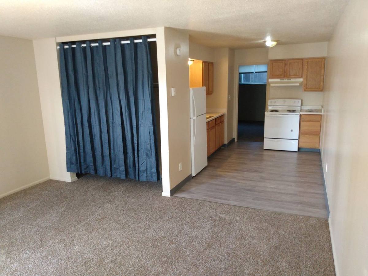 Apartment for rent at 220 N 4th St #3, Klamath Falls, OR 97601