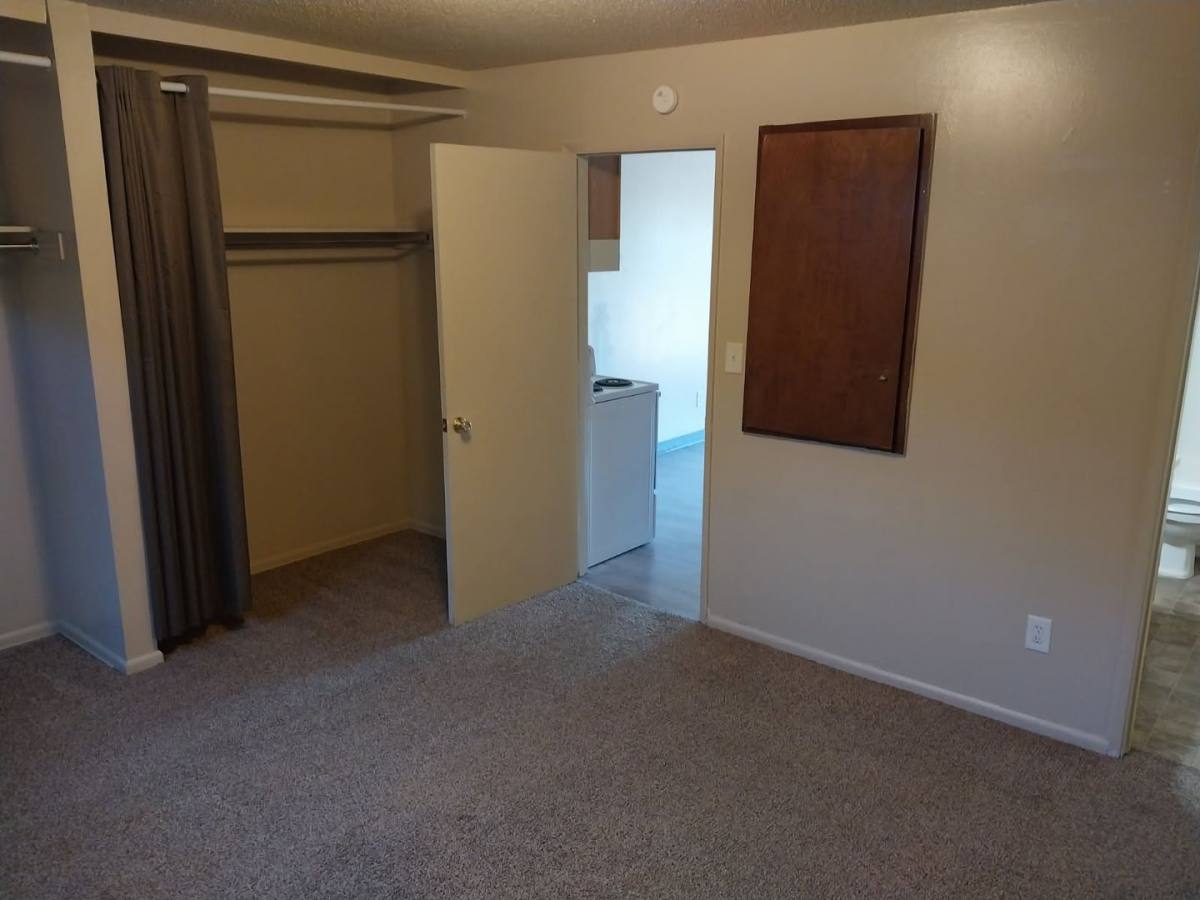 Apartment for rent at 220 N 4th St #3, Klamath Falls, OR 97601