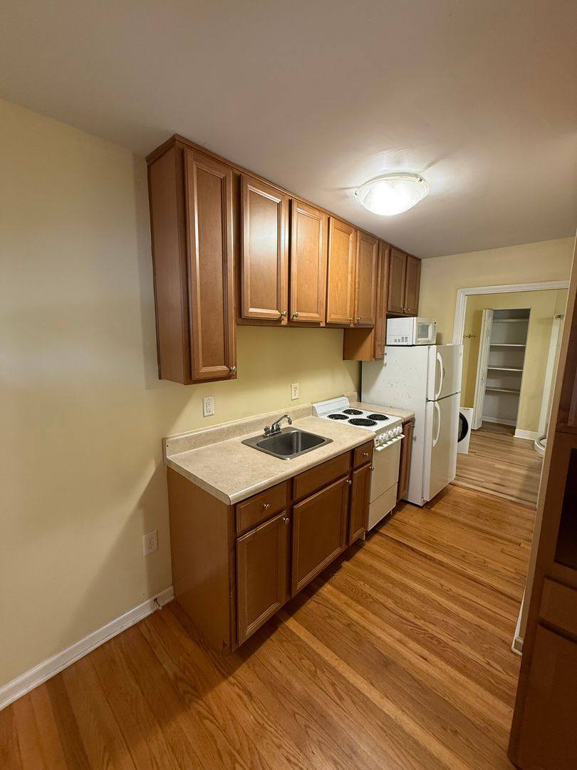 House for rent at 206 Andrews Lane, Chapel Hill, NC 27516