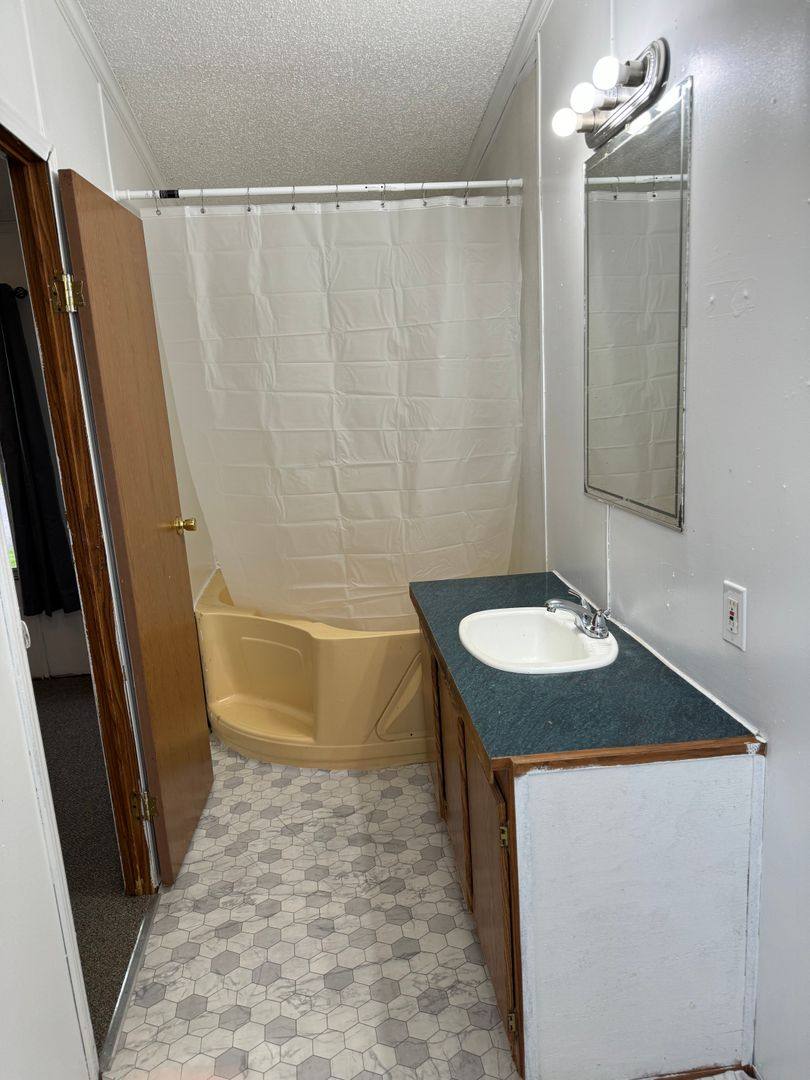 Apartment for rent at 1891 N Main St, Searcy, AR 72143