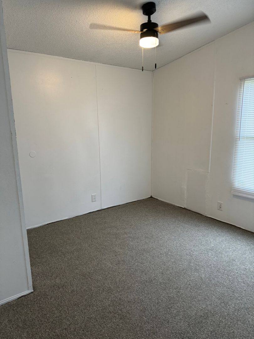 Apartment for rent at 1891 N Main St, Searcy, AR 72143