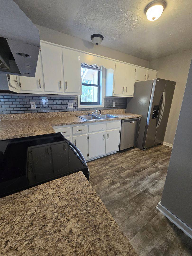 Townhouse for rent at 6484 Kelmscot Court, Fayetteville, NC 28303