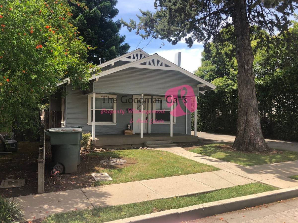 House for rent at 814 Almond St, Yuba City, CA 95991