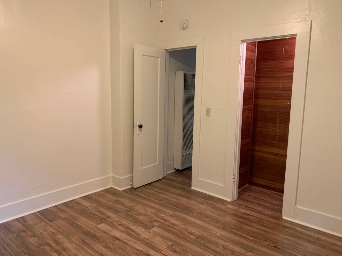 House for rent at 814 Almond St, Yuba City, CA 95991