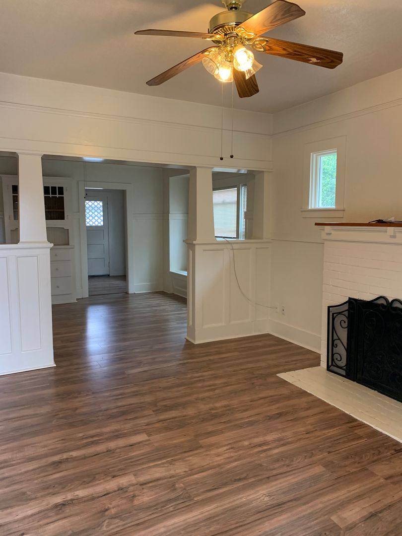 House for rent at 814 Almond St, Yuba City, CA 95991
