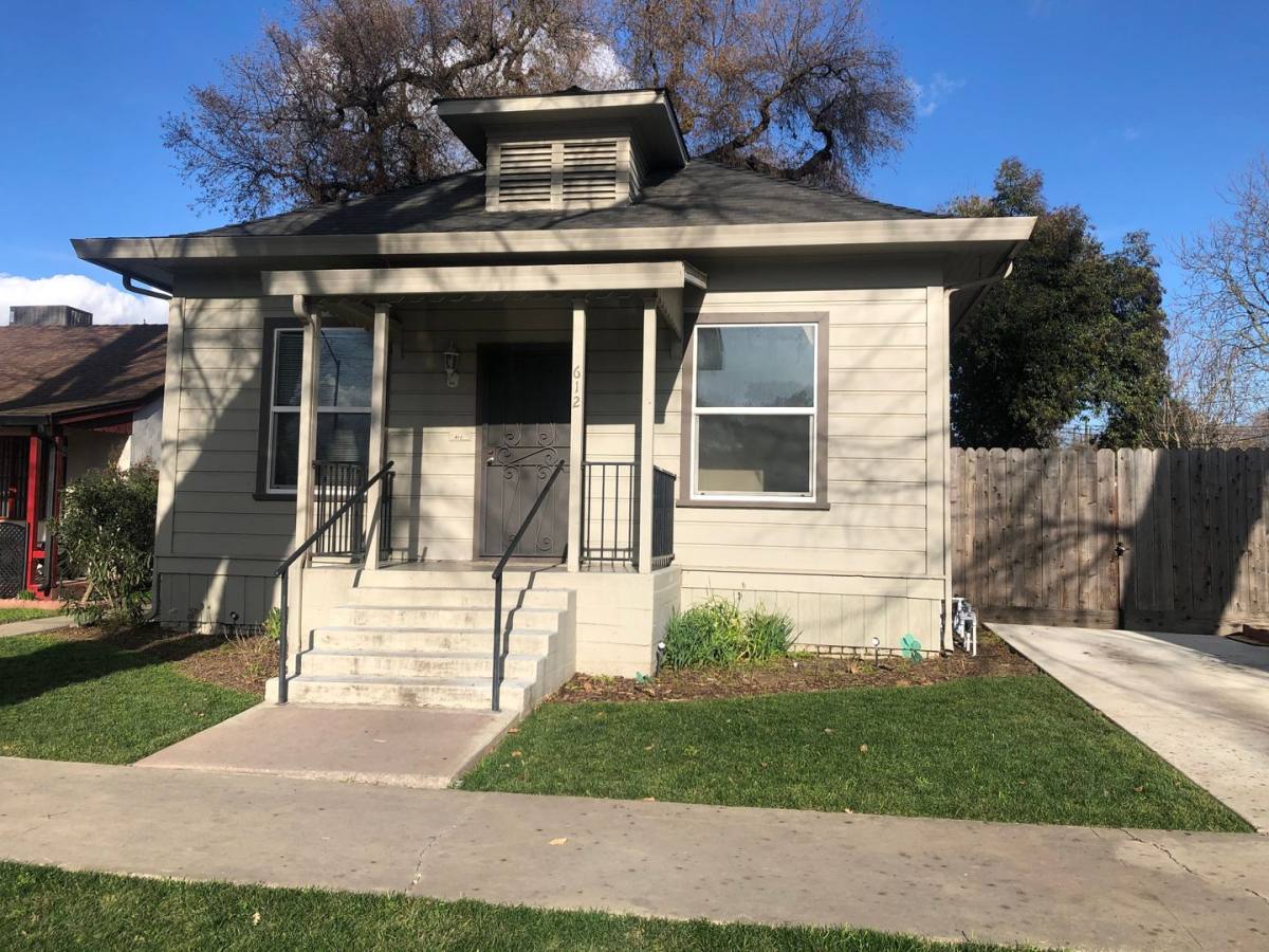 House for rent at 612 16th St, Modesto, CA 95354