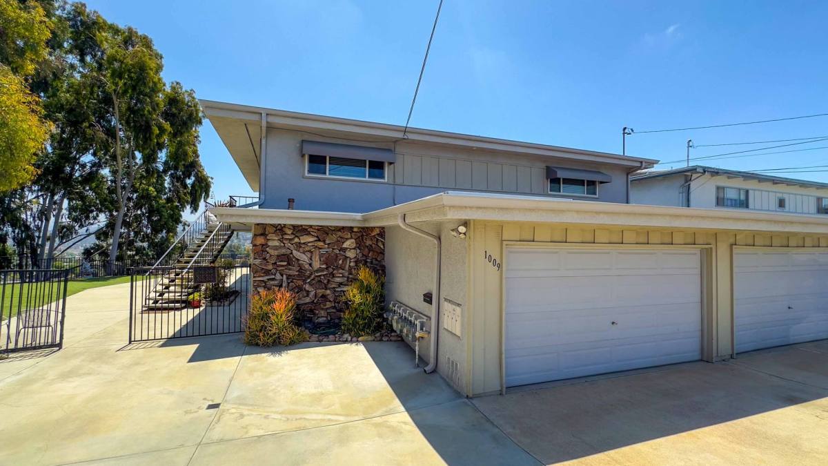 Apartment for rent at 1009 Dennstedt Court, El Cajon, CA 92020