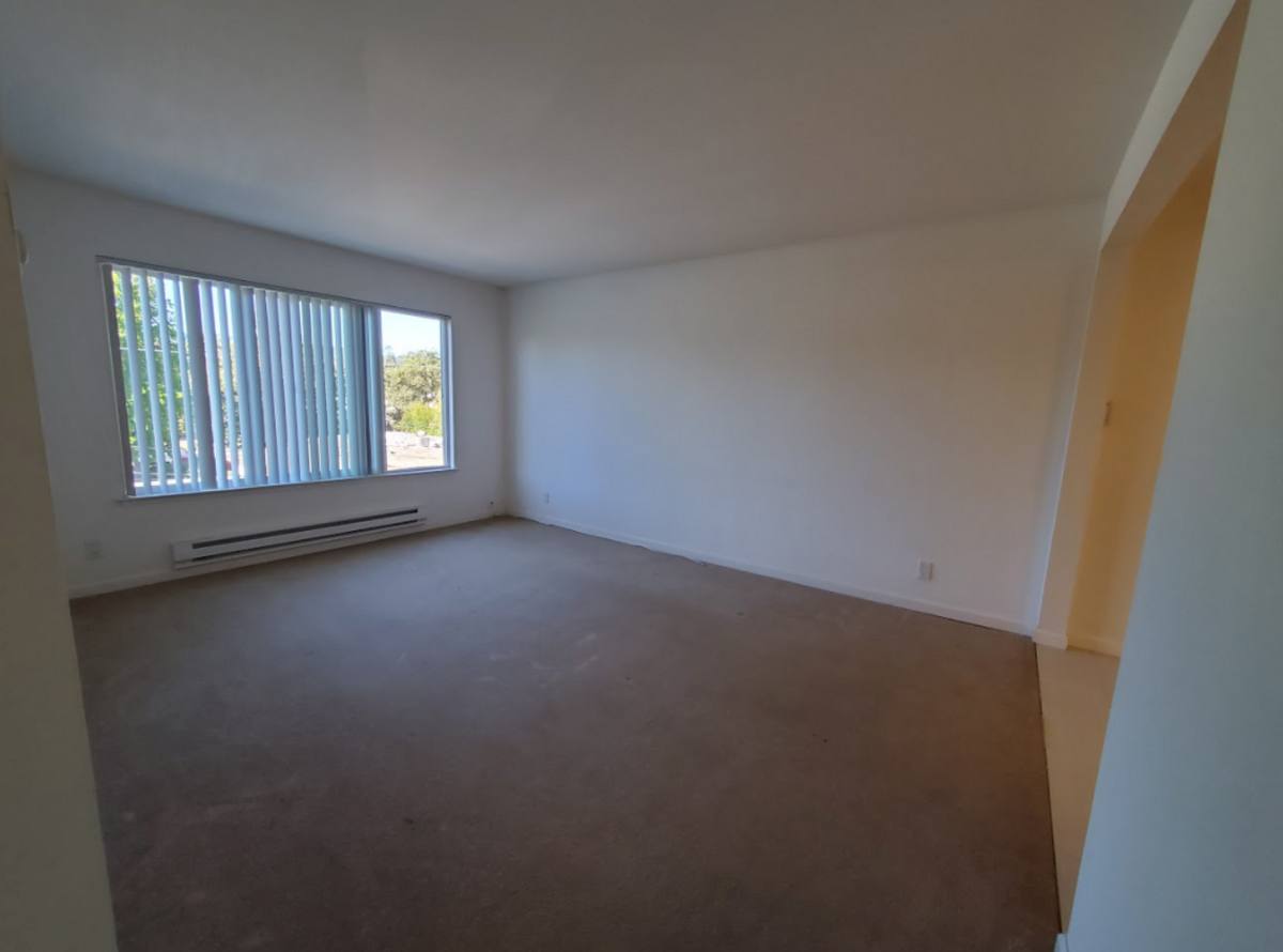 Apartment for rent at 1114 Hopkins Ave, Redwood City, CA 94062