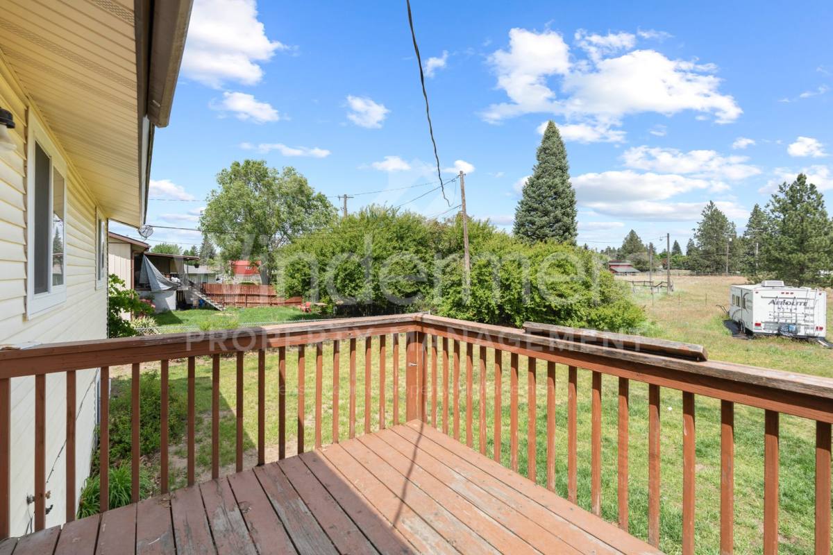 Apartment for rent at 2121 S Herald St, Spokane, WA 99206