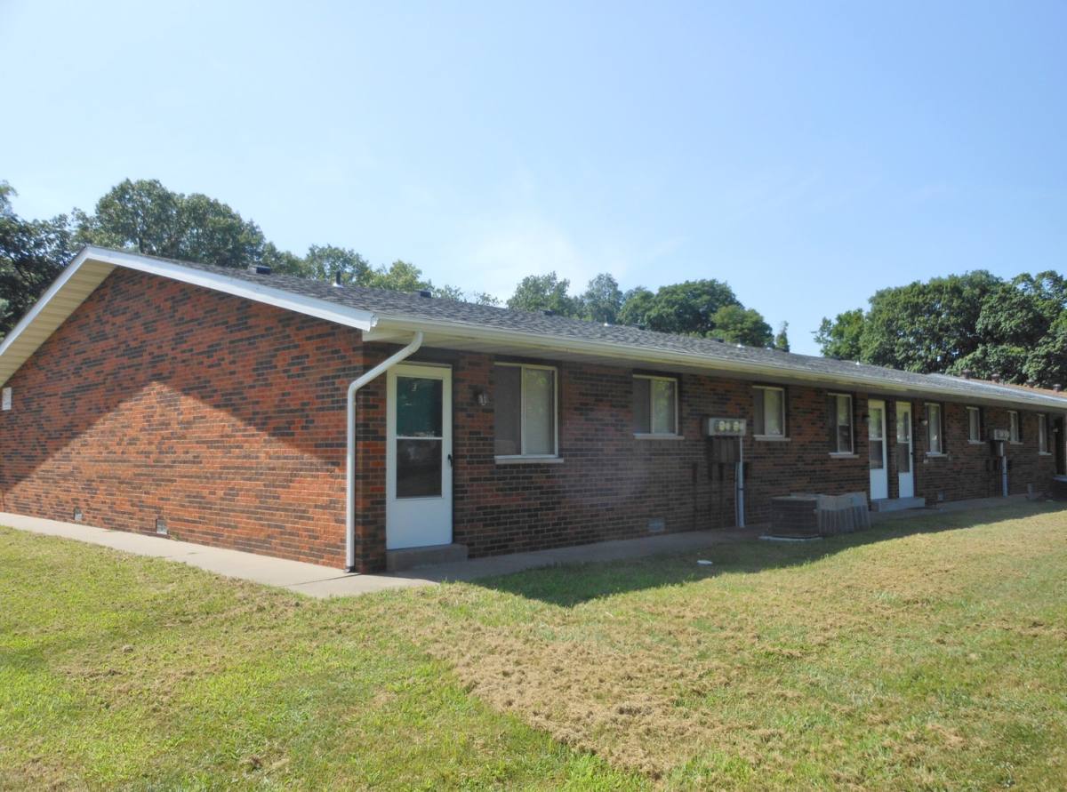 Apartment for rent at 809 Patty, Maryville, IL 62062