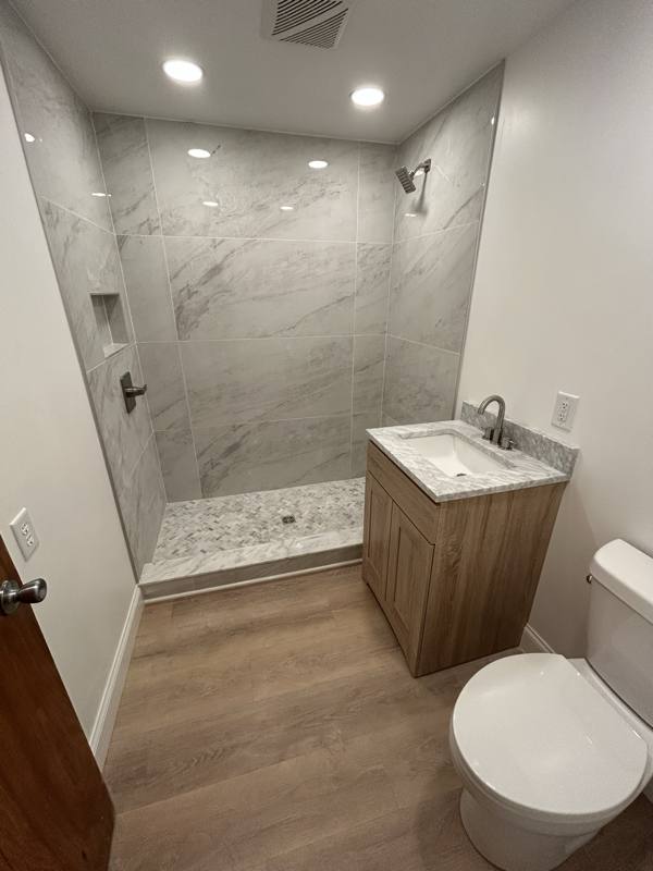 Apartment for rent at 92 5th Ave NW #3, Waverly, IA 50677