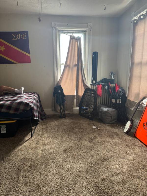 House for rent at 2800 Jefferson Ave, Cincinnati, OH 45219
