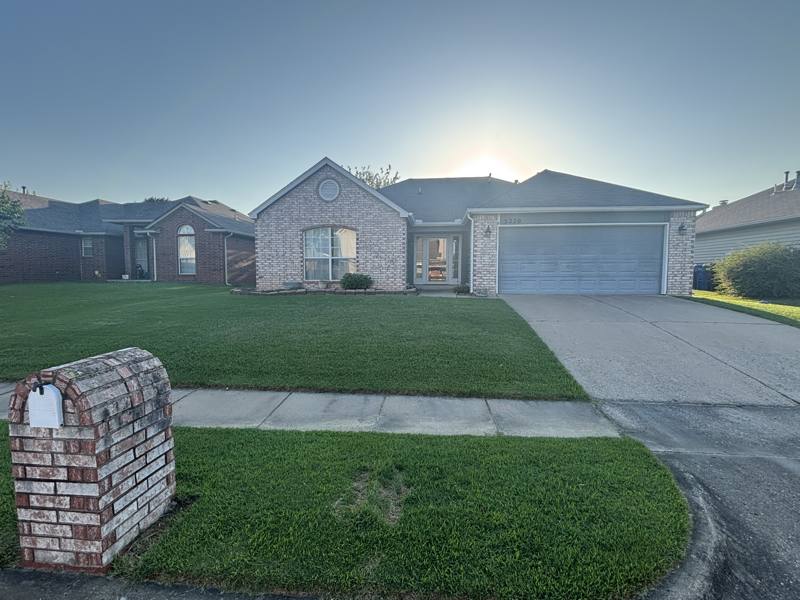 House for rent at 3220 N 3rd Place, Broken Arrow, OK 74012