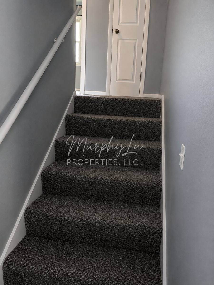 Apartment for rent at 1601 Tamara Dr, Saint Joseph, MO 64506