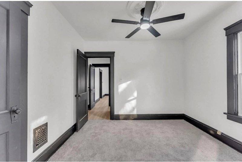 Apartment for rent at 246 E 156th St #1 40, Cleveland, OH 44110