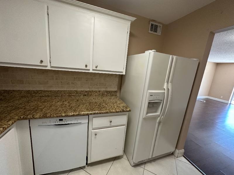 Condo for rent at 5961 N Falls Circle Dr #309, Fort Lauderdale, FL 33319