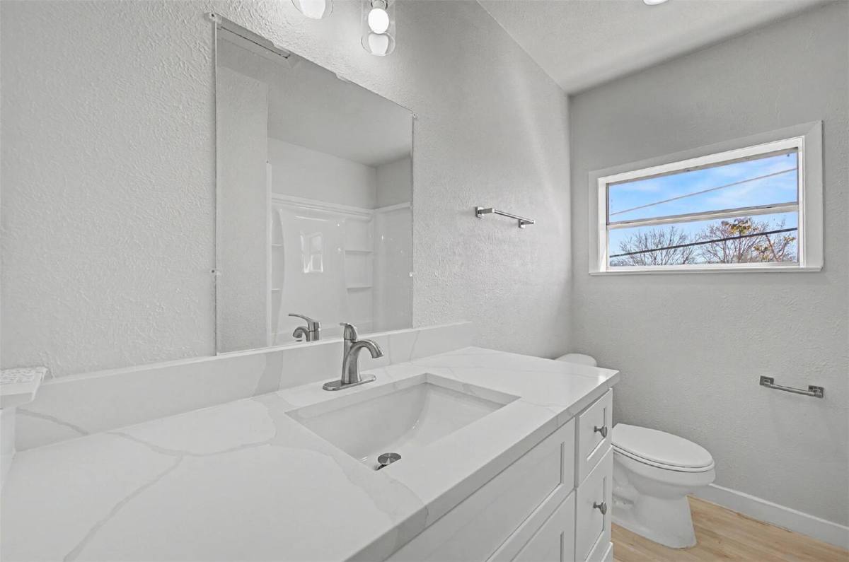 Apartment for rent at 9021 White Settlement Rd, Fort Worth, TX 76108