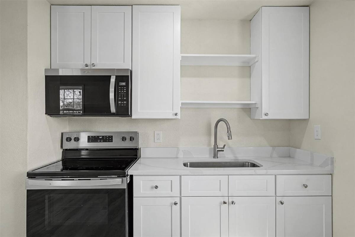 Apartment for rent at 9021 White Settlement Rd, Fort Worth, TX 76108