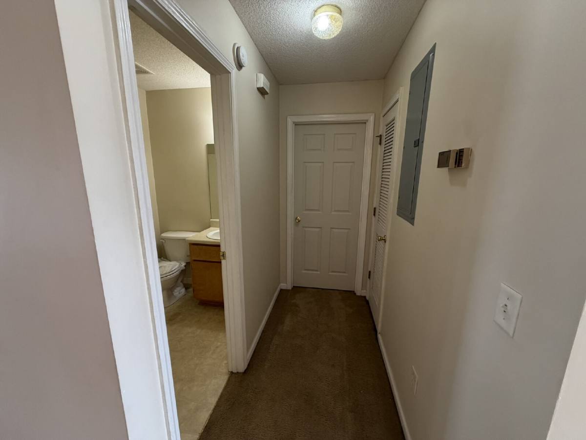 Apartment for rent at 101 Hall St, Hinesville, GA 31313