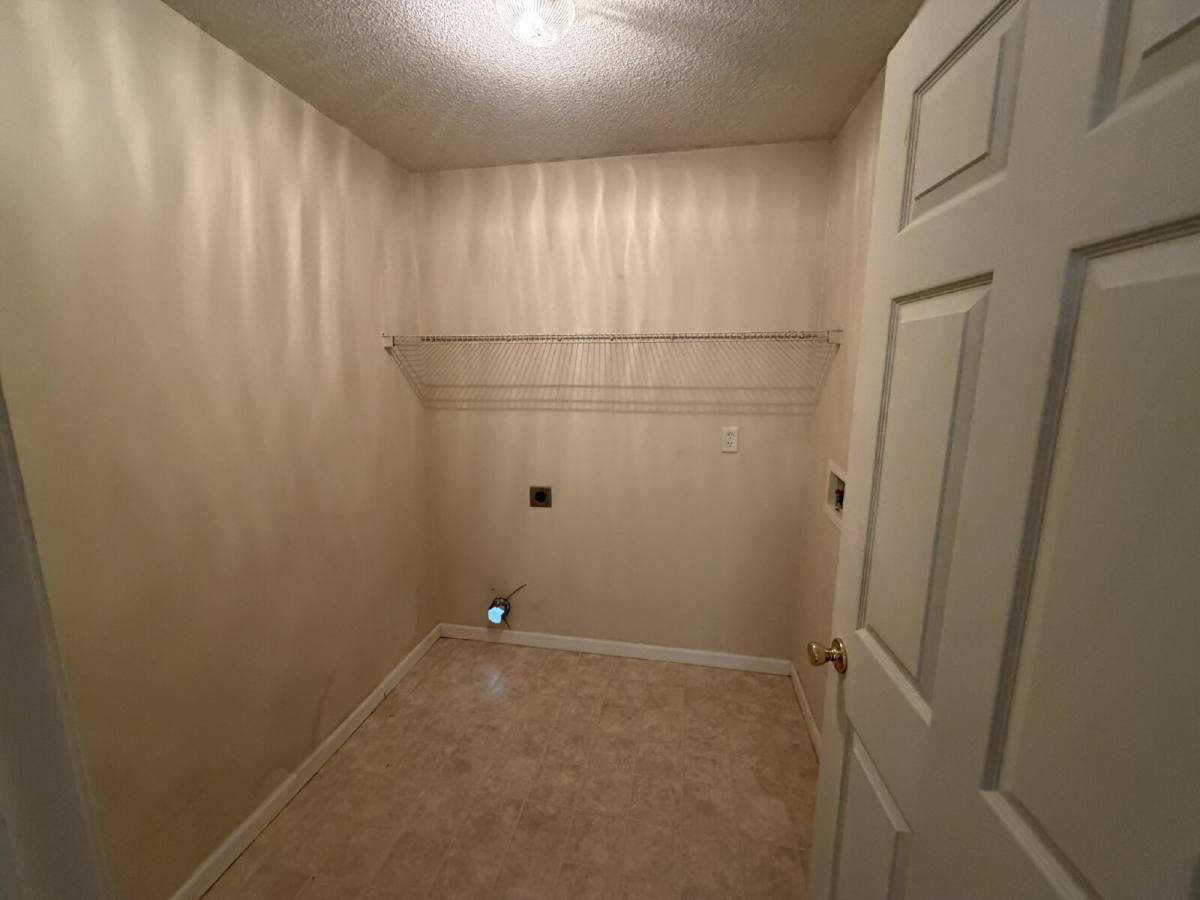 Apartment for rent at 101 Hall St, Hinesville, GA 31313