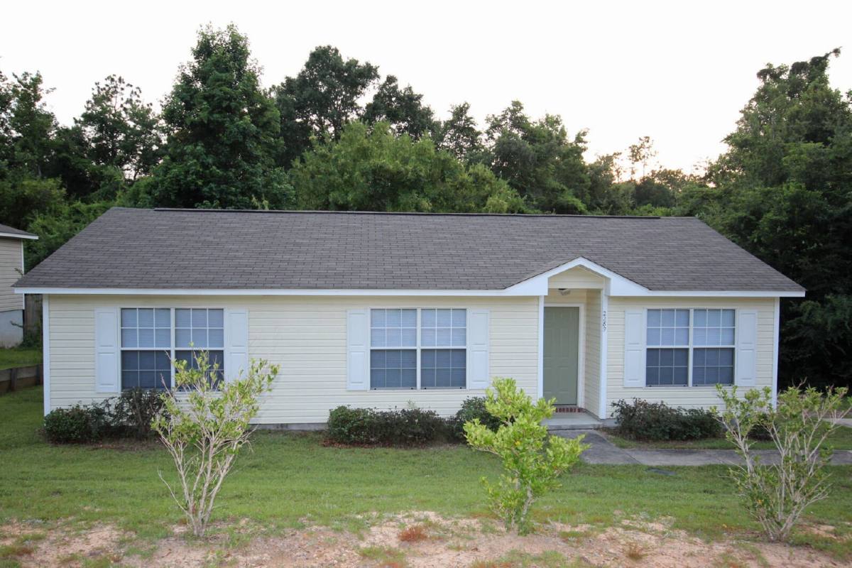 House for rent at 2289 Wyatt St, Pensacola, FL 32514