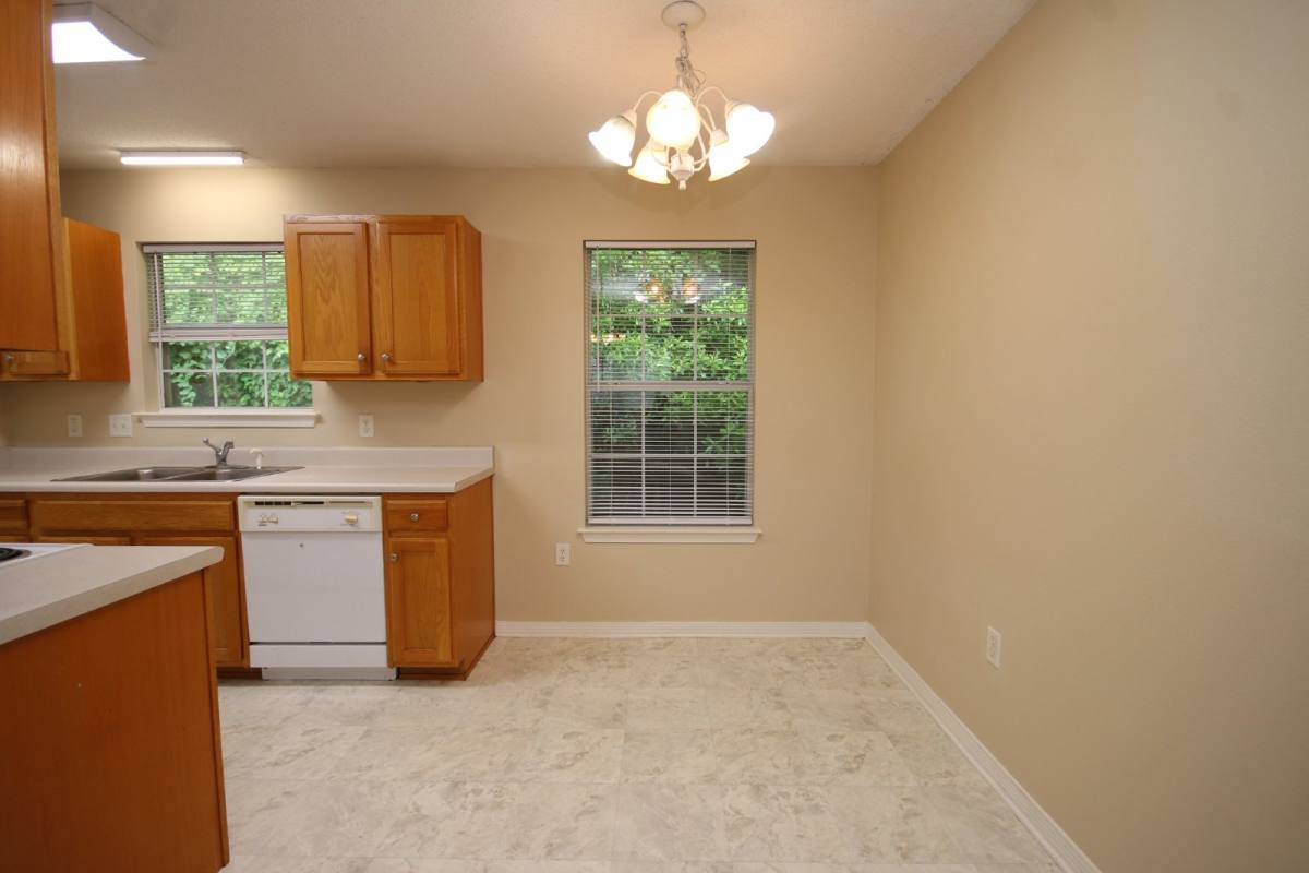 House for rent at 2289 Wyatt St, Pensacola, FL 32514