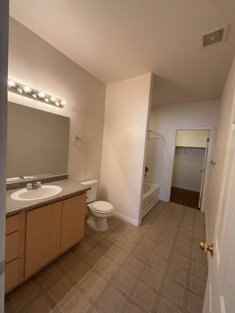Apartment for rent at 4915 E Russell Rd #180 Bldg 6, Las Vegas, NV 89120